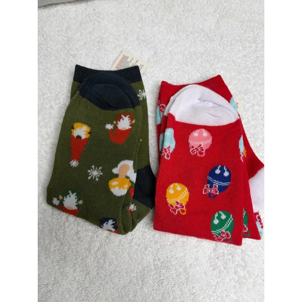 2 Pairs Christmas Holiday Adult Crew Socks Gnome For The Holidays Ornaments NEW